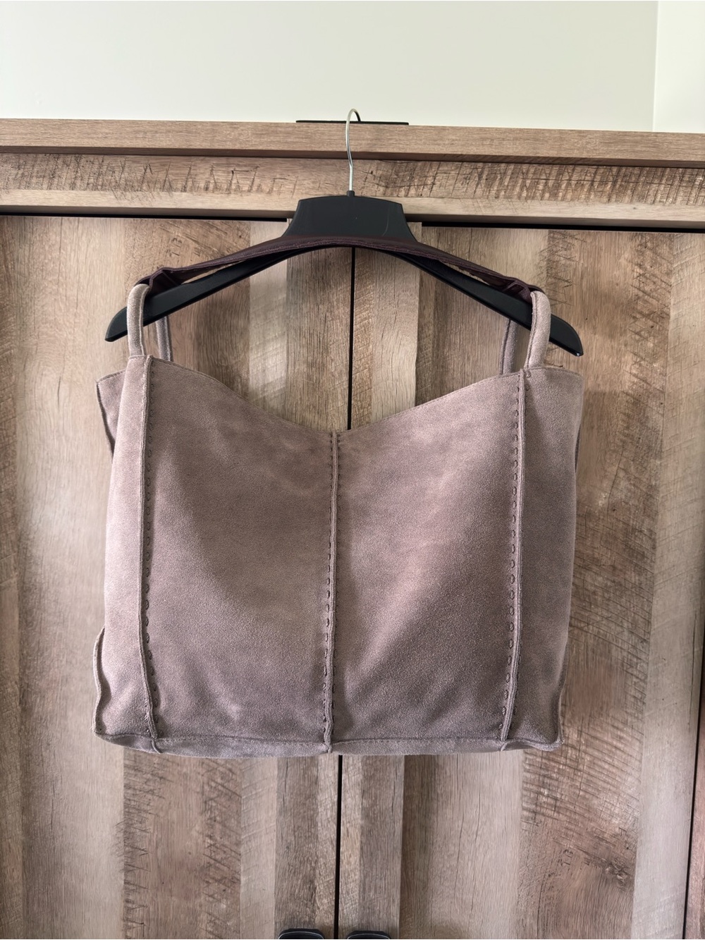 The Sak Los Feliz Tote in Mushroom - Picture 5 of 10